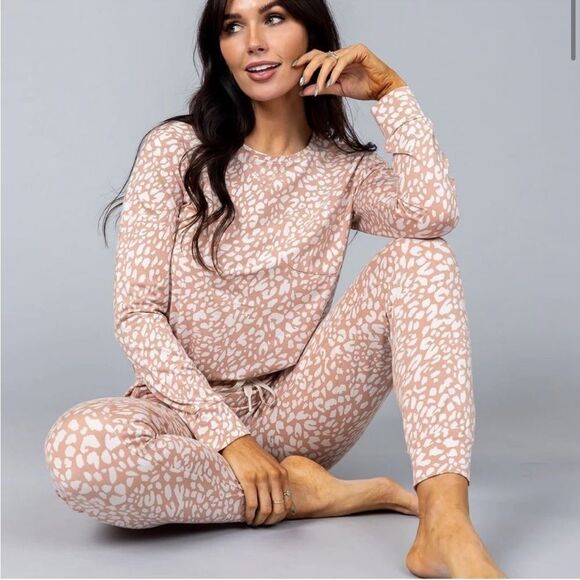Lates By Kate Jam Pants Jogger and tee shirt top in Mauve Leopard pajama set XXL